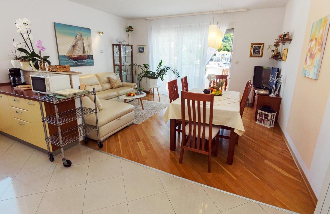 M. De Dominisa 5 Apartman Rab Town Kültér fotó