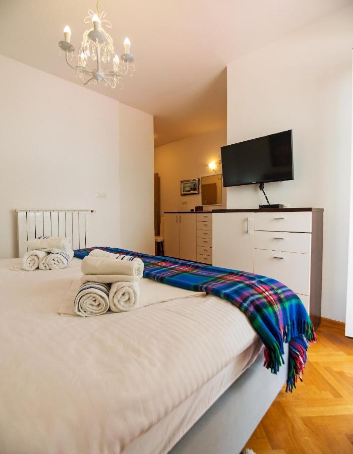 M. De Dominisa 5 Apartman Rab Town Kültér fotó