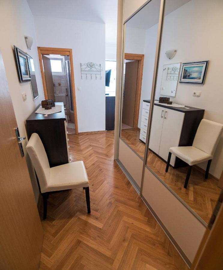 M. De Dominisa 5 Apartman Rab Town Kültér fotó